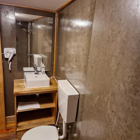 Apartmán Estrada De Benfica 600 *