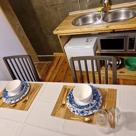 Estrada De Benfica 600 * Lisboa