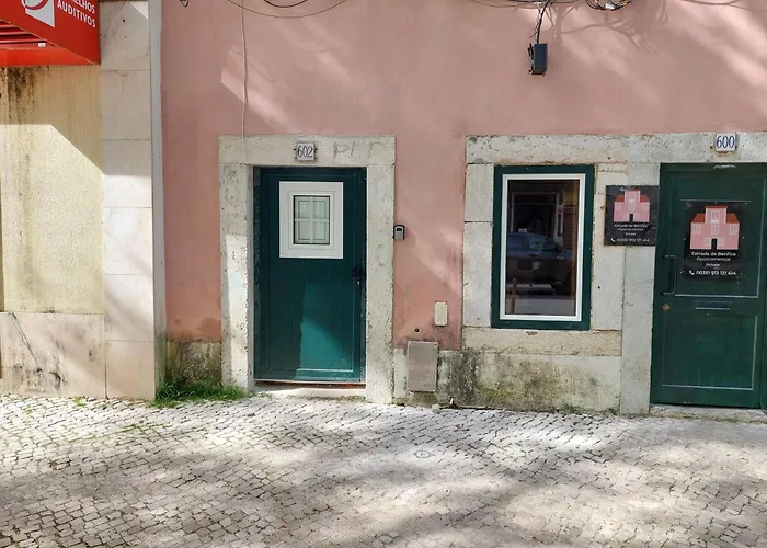 Estrada De Benfica 600 *