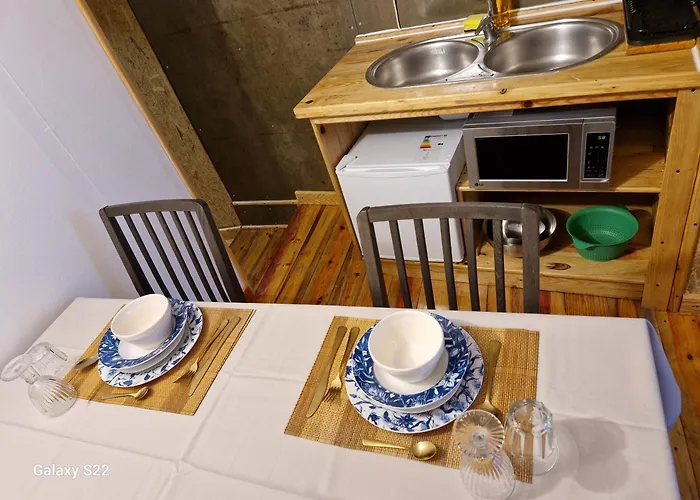 Estrada De Benfica 600 * Lisboa